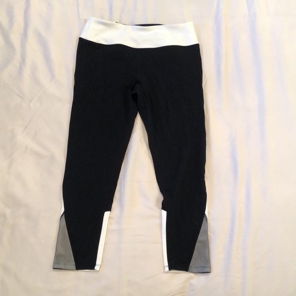 NikiBiki Leggings - Picture 2 of 8